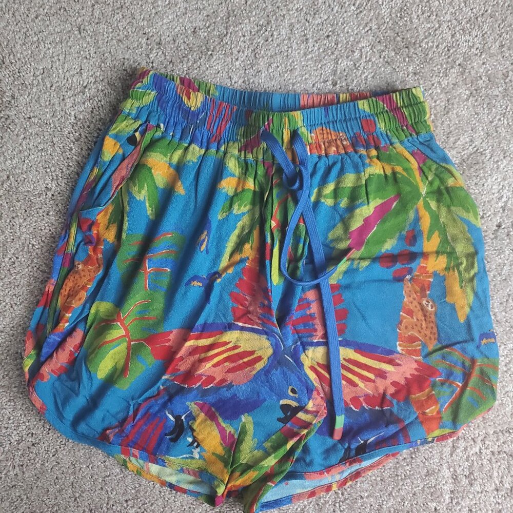 Farm Rio Sunny Day Shorts Palm Parrot Sloth Print - Picture 2 of 4